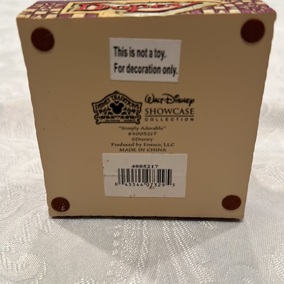 Walt Disney figurine. - Picture 8 of 8